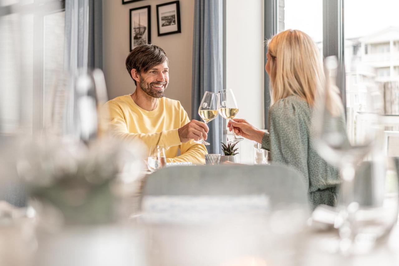Kuestenperle Strandhotel & Spa Busum Ngoại thất bức ảnh